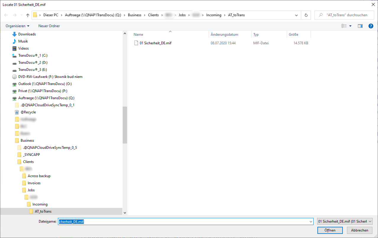 Trados Studio 2021 loading screen with message 'Opening 01 Sicherheit_DE.mif sdlxliff' and a cancel button.