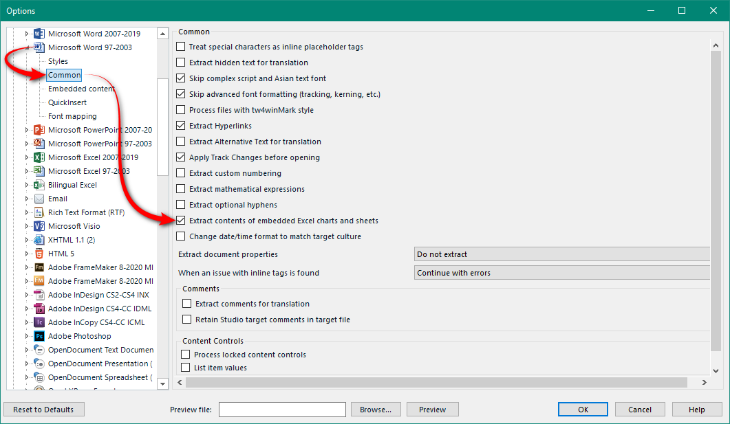 Trados Studio Options dialog box with 'Common' settings expanded showing options such as 'Extract Hyperlinks' and 'Extract Alternative Text for translation'. Two options are highlighted: 'Microsoft Word 2007-2019' and 'Rich Text Format (RTF)'.