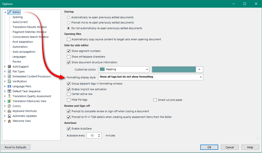 Trados Studio options menu with 'Editor' selected, showing 'Formatting display style' dropdown set to 'Show all tags but do not show formatting'.