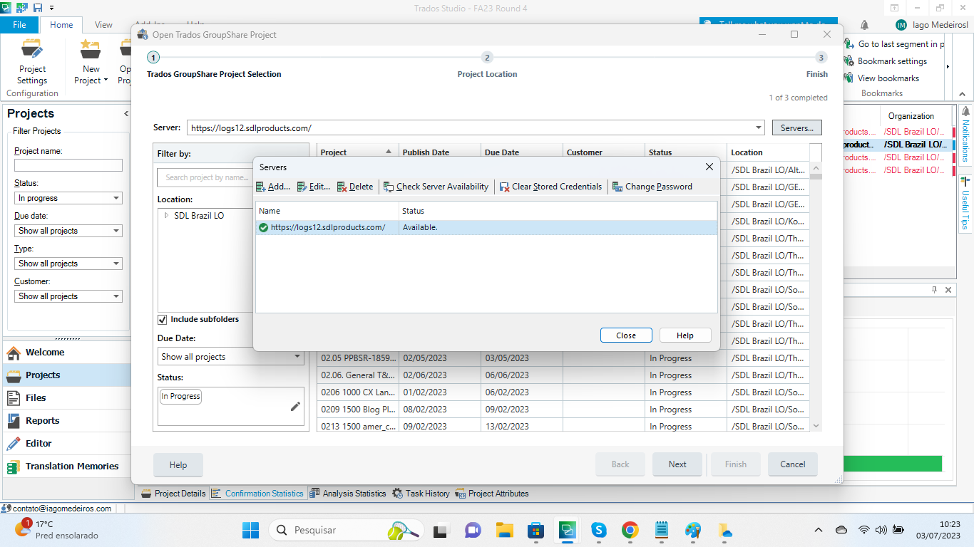 Trados GroupShare Project Selection window showing server 'https:logs12.sdlproducts.com' with a status of 'Available' and various projects listed as 'In Progress'.