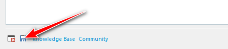 Screenshot showing Trados Studio interface with a red arrow pointing to a 'Knowledge Base Community' icon.