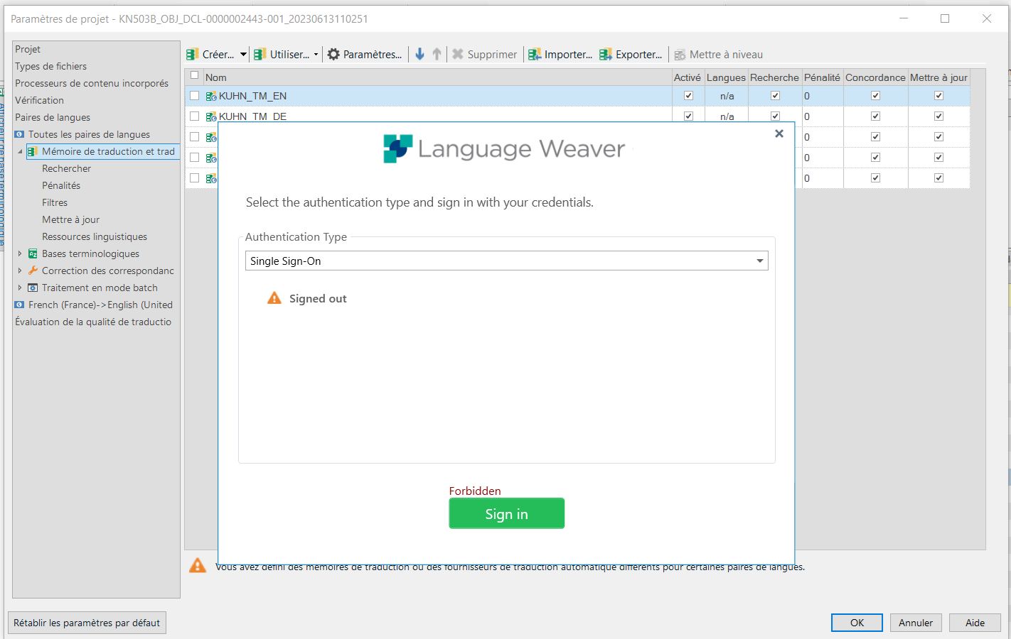 Language Weaver sign-in window in Trados Studio with 'Single Sign-On' selected, showing a warning icon and 'Signed out' status, and a 'Sign in' button that is highlighted in green.