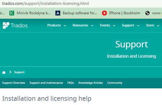 Trados Studio support page with Installation and Licensing help section visible. Community and Knowledge Articles links are present in the navigation menu.