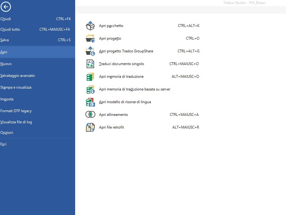 Screenshot of Trados Studio 'File' menu with options such as 'Close', 'Save All', 'Advanced Save', and others in Italian. No 'Save Target As' option visible.
