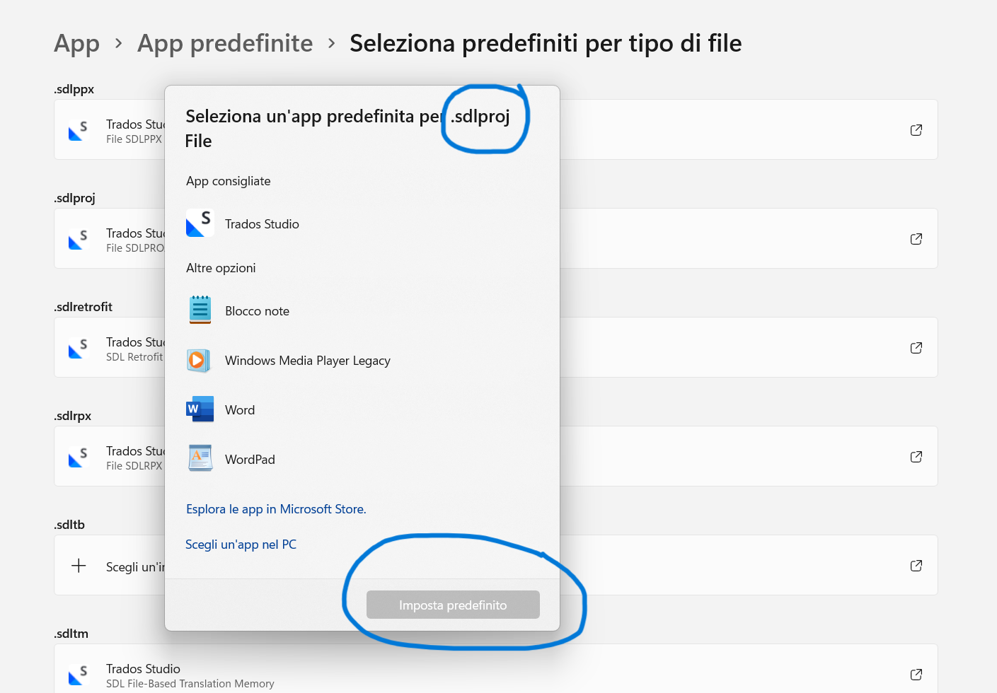 Screenshot showing a dropdown menu for selecting a default application for .sdlproj files with Trados Studio highlighted as a recommended app and a button labeled 'Imposta predefinito' at the bottom.