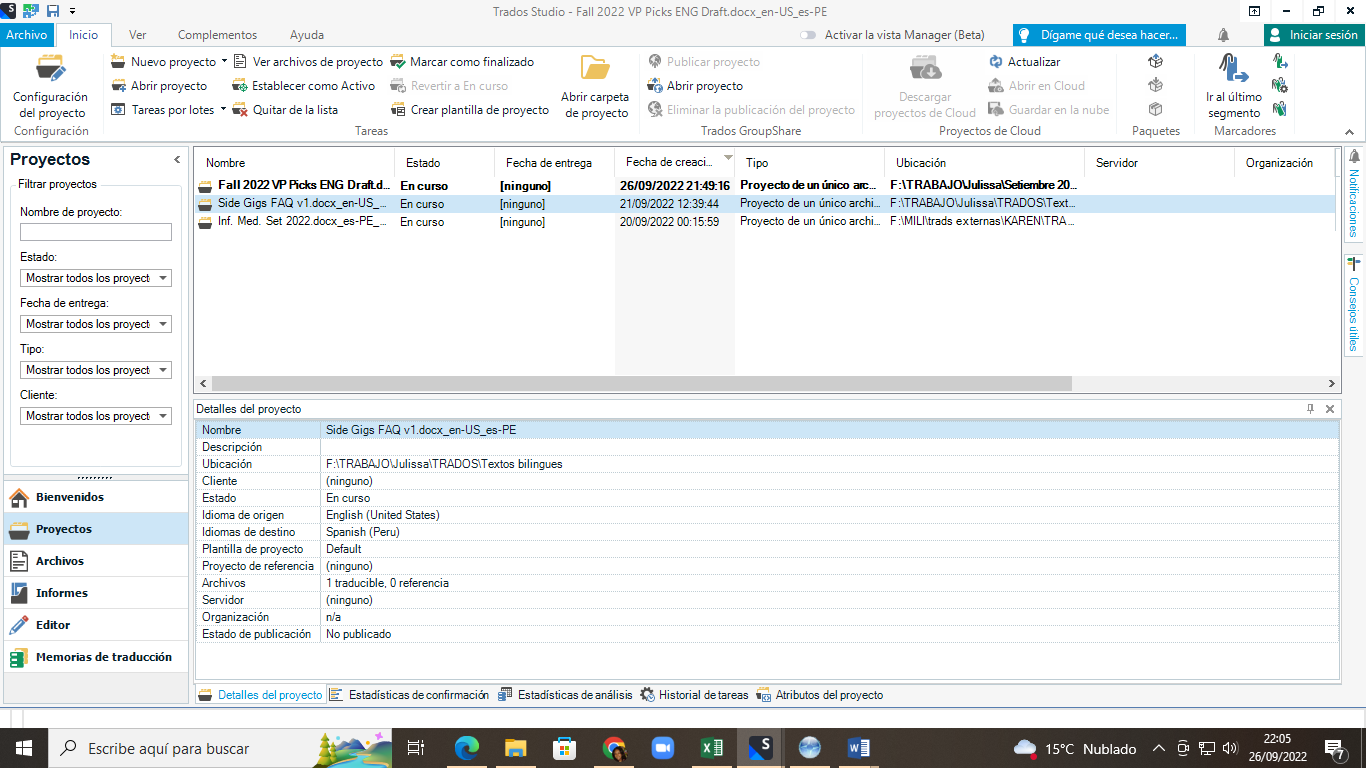 Trados Studio projects window showing the 'Side Gigs FAQ v1.docx' project in progress with no specified client or server.