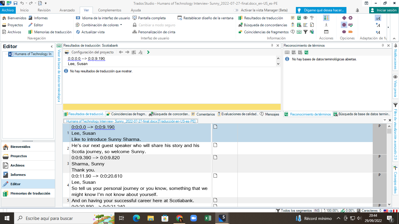 Trados Studio interface after attempting to reset window layout, still showing the error message 'No hay bases de datos terminologicas abiertas'.