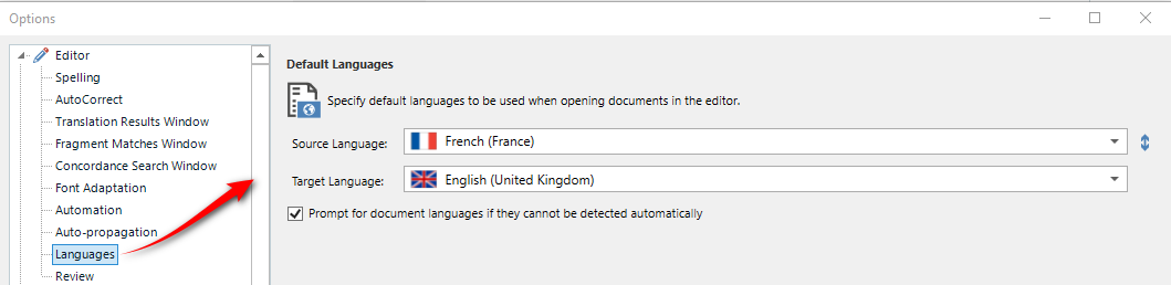 Trados Studio Options menu with an arrow pointing to Languages section, showing Default Languages settings with Source Language set to French (France) and Target Language set to English (United Kingdom).