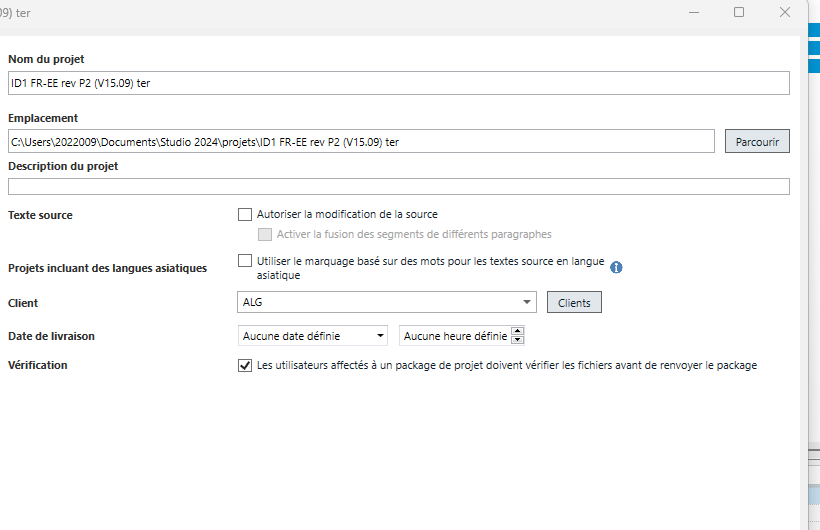 Screenshot of the project settings window displaying fields for 'Nom du projet', 'Emplacement', 'Client', and a checkbox for verification requirements.