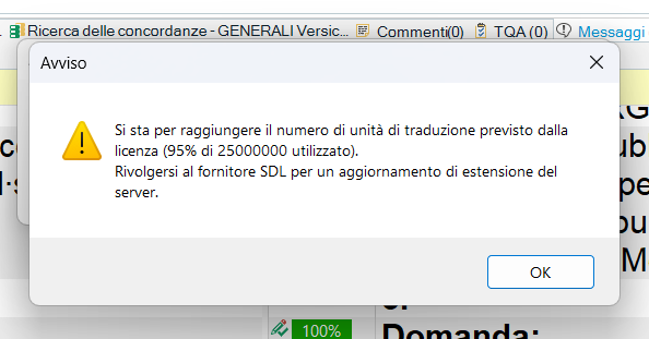 Warning dialog in Italian on a software interface indicating nearing the translation unit limit of the license (95% of 25000000 used) and suggesting to contact SDL for a server extension update.