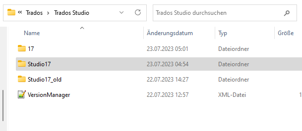 Screenshot of Trados Studio directory showing folders named '17', 'Studio17', 'Studio17_old', and a 'VersionManager' XML file.