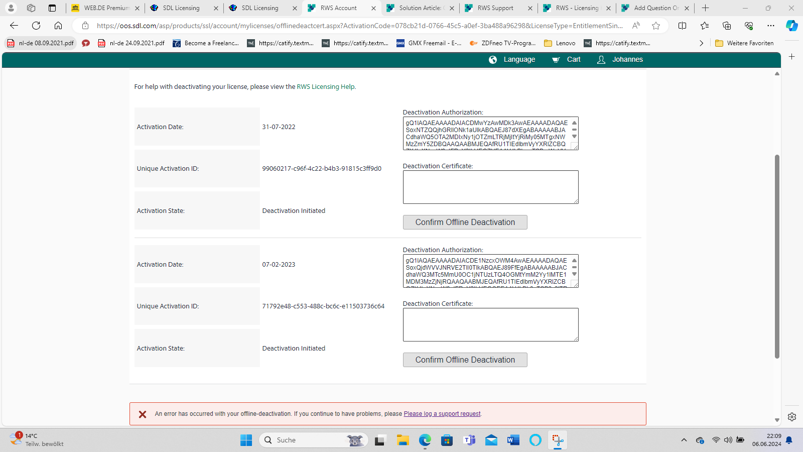 Screenshot of SDL Licensing page showing two sections for offline deactivation with activation dates, unique activation IDs, and deactivation initiated status. A red error message at the bottom indicates an issue with offline deactivation.