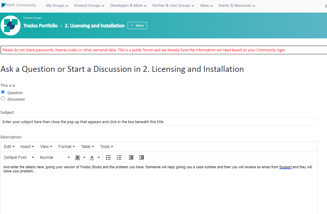 New thread creation page in RWS Community under Trados Portfolio, Licensing and Installation with a reminder not to share personal data.