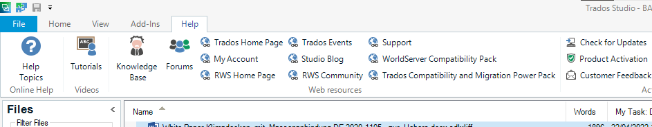 Trados Studio interface showing the Help tab with the 'Check for Updates' option highlighted.