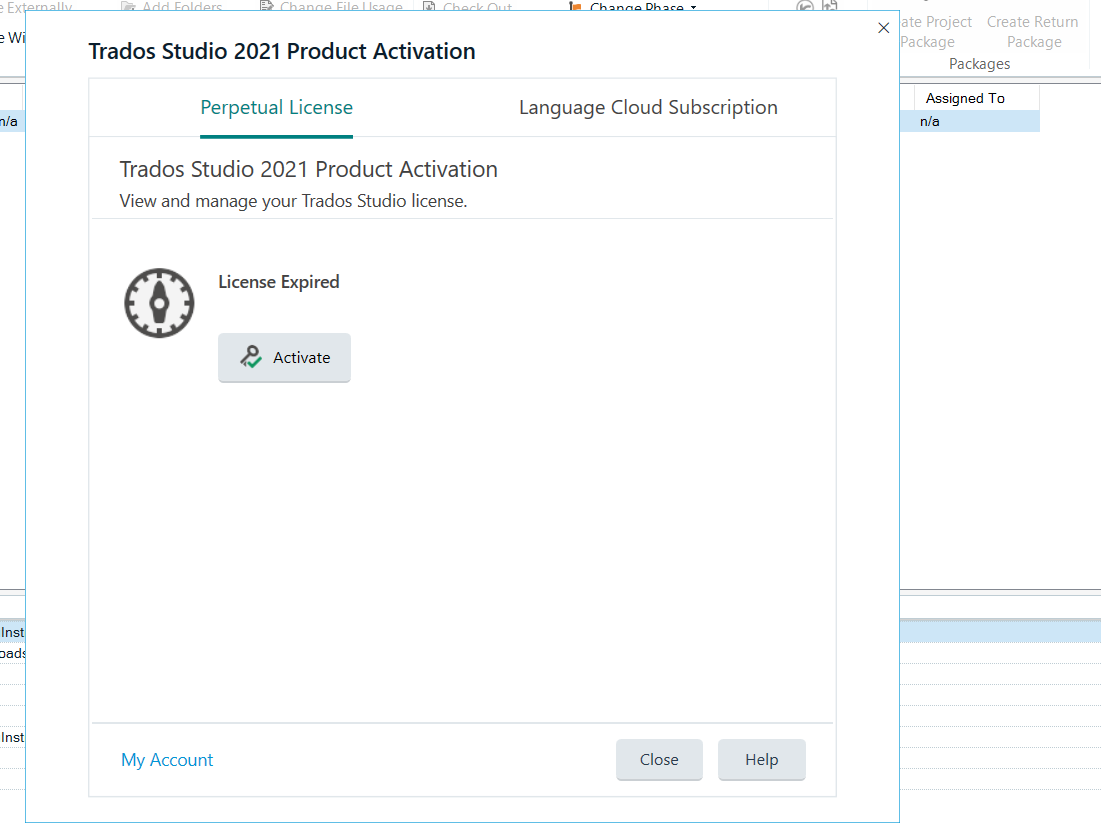 Screenshot of Trados Studio 2021 Product Activation window showing a 'License Expired' message with an 'Activate' button.