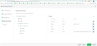 Trados Studio interface displaying the Fields and Structure step in the New Template Wizard with fields like 'ID', 'Label', and 'Type' listed.