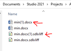 Screenshot showing a file directory with files named min(1).docx, min.docx, and min.docx(1).sdlxliff, with red arrows pointing at min(1).docx and min.docx(1).sdlxliff.