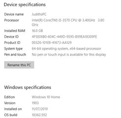 Screenshot of Trados Studio's system requirements showing device name, processor, installed RAM, device ID, product ID, system type, and pen and touch info.