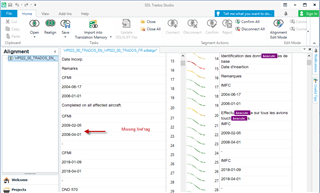 Trados Studio Alignment window with a warning 'Missing End Tag' highlighted in red for an xref tag in the source column, alongside the aligned French translation.
