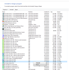 Windows Control Panel showing Programs and Features list with SDL Trados Studio 2017 highlighted and options to 'Uninstall' or 'Repair'.