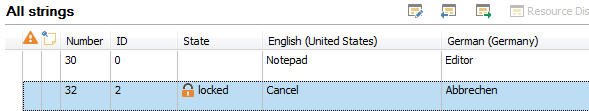 Screenshot of Trados Studio interface showing the 'All strings' window with columns for Number, ID, State, English (United States), and German (Germany). Row with Number 32 has a 'locked' symbol in the State column indicating the string entry is locked.