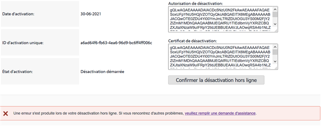Screenshot of Trados Studio showing activation details with a unique ID and a deactivation process started. A red error message at the bottom indicates an issue with offline deactivation.