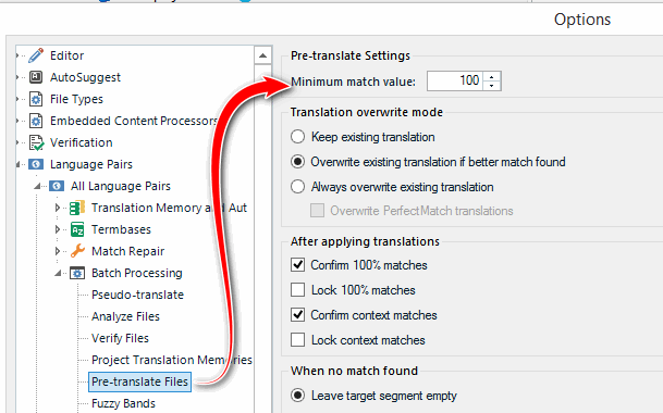 Trados Studio screenshot showing the Options menu with Pre-translate Settings highlighted. Minimum match value is set to 100%. Red arrow pointing to the setting.